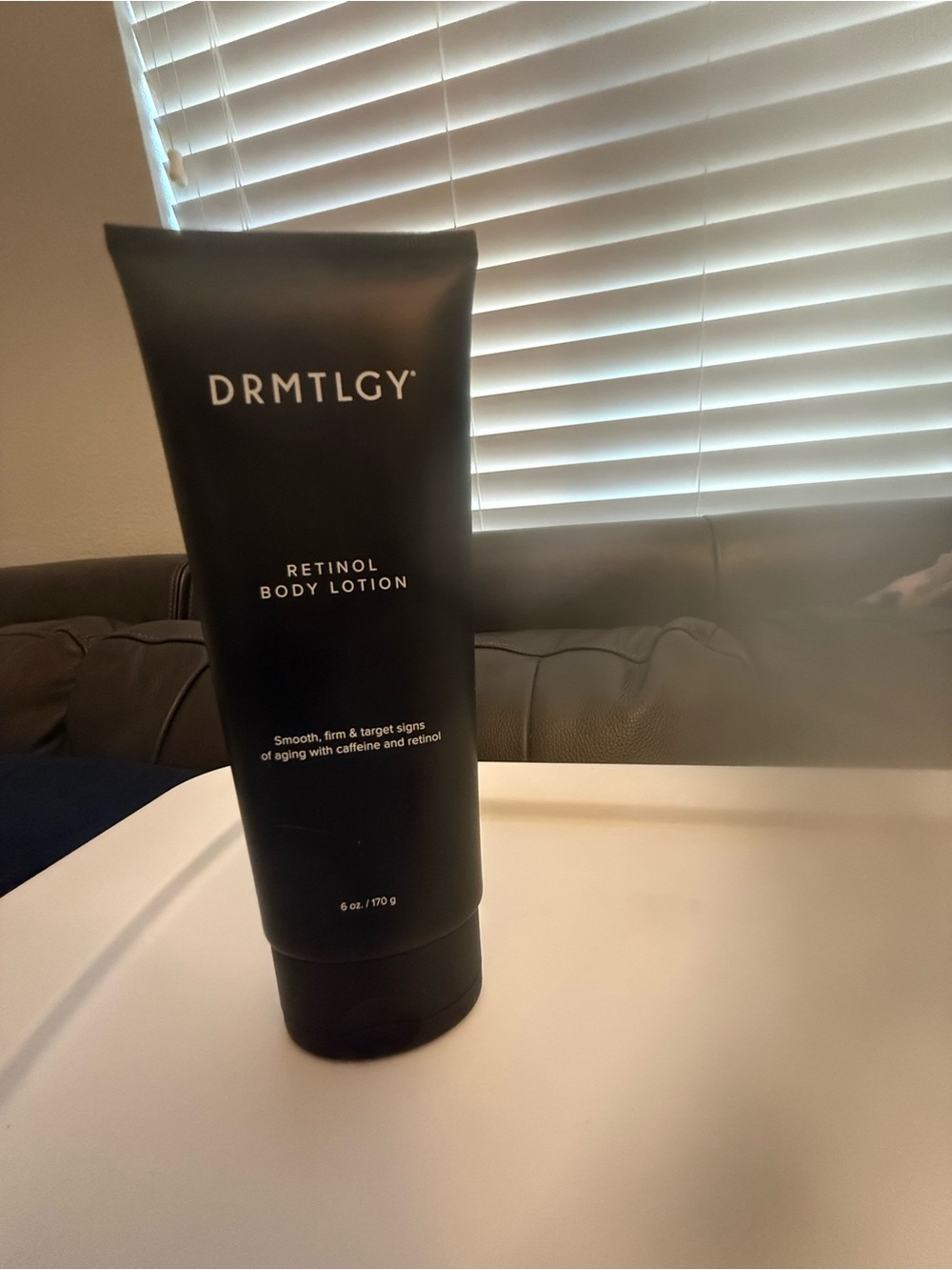 DRMTLGY Retinol Body Lotion - Picture 4 of 4